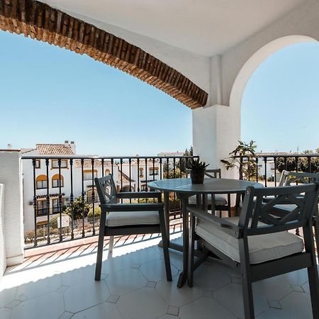 Spacious 2-Bedroom Apartment With Free Parking Sitio de Calahonda 外观 照片