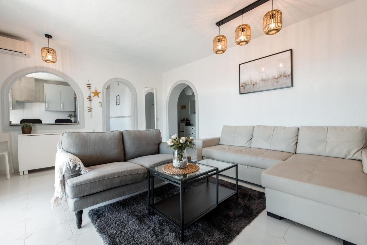 Spacious 2-Bedroom Apartment With Free Parking Sitio de Calahonda 外观 照片
